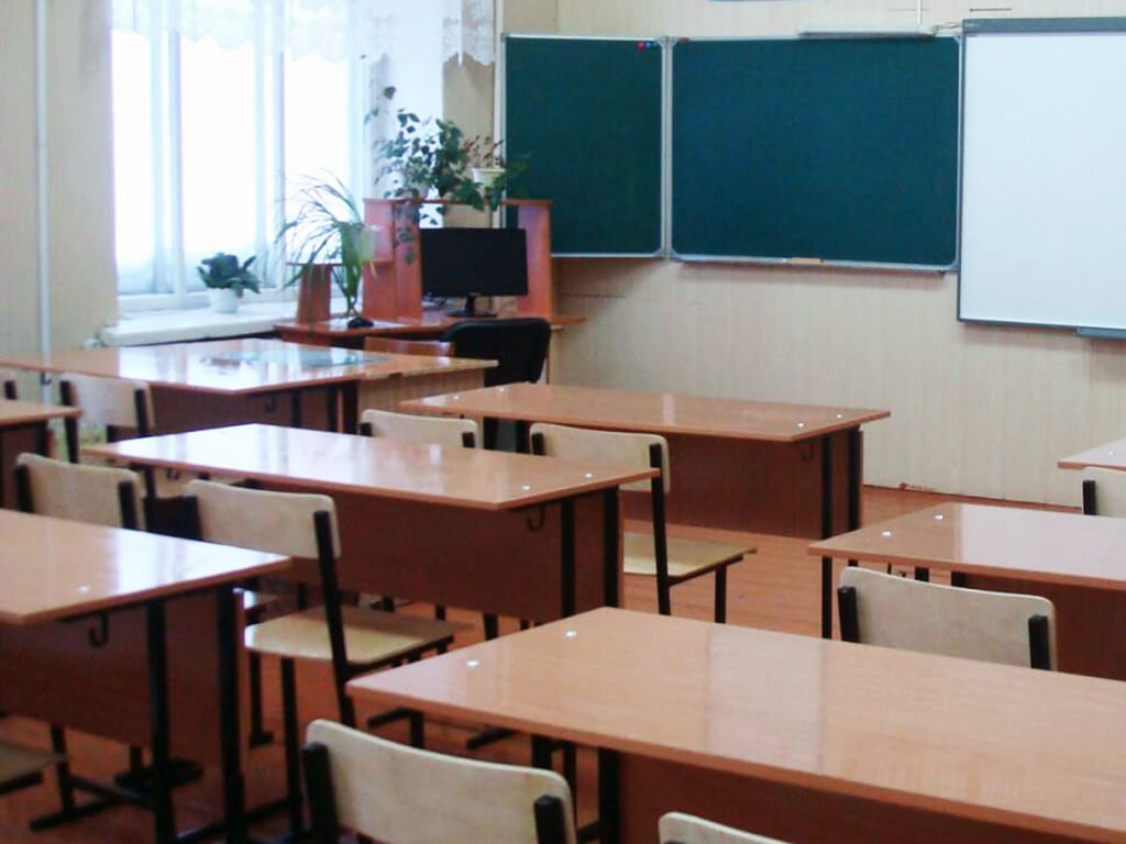 Учительница, вступившая в интимную связь со школьником в Астрахани, оказалась «Учителем года»