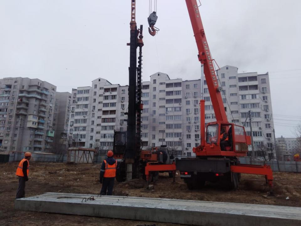 В микрорайоне Бабаевского строят новый дом для переселенцев из ветхого и аварийного жилья