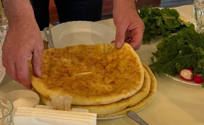 В большой семье. Как приготовить настоящий осетинский пирог – мастер-класс